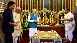 दोपहर में राहुल गांधी के साथ लंच, 24 घंटे बाद पीएम मोदी के साथ…विजय का प्रधानमंत्री के साथ मंदिर दौरा सामान्य प्रोटोकॉल से परे क्यों है?